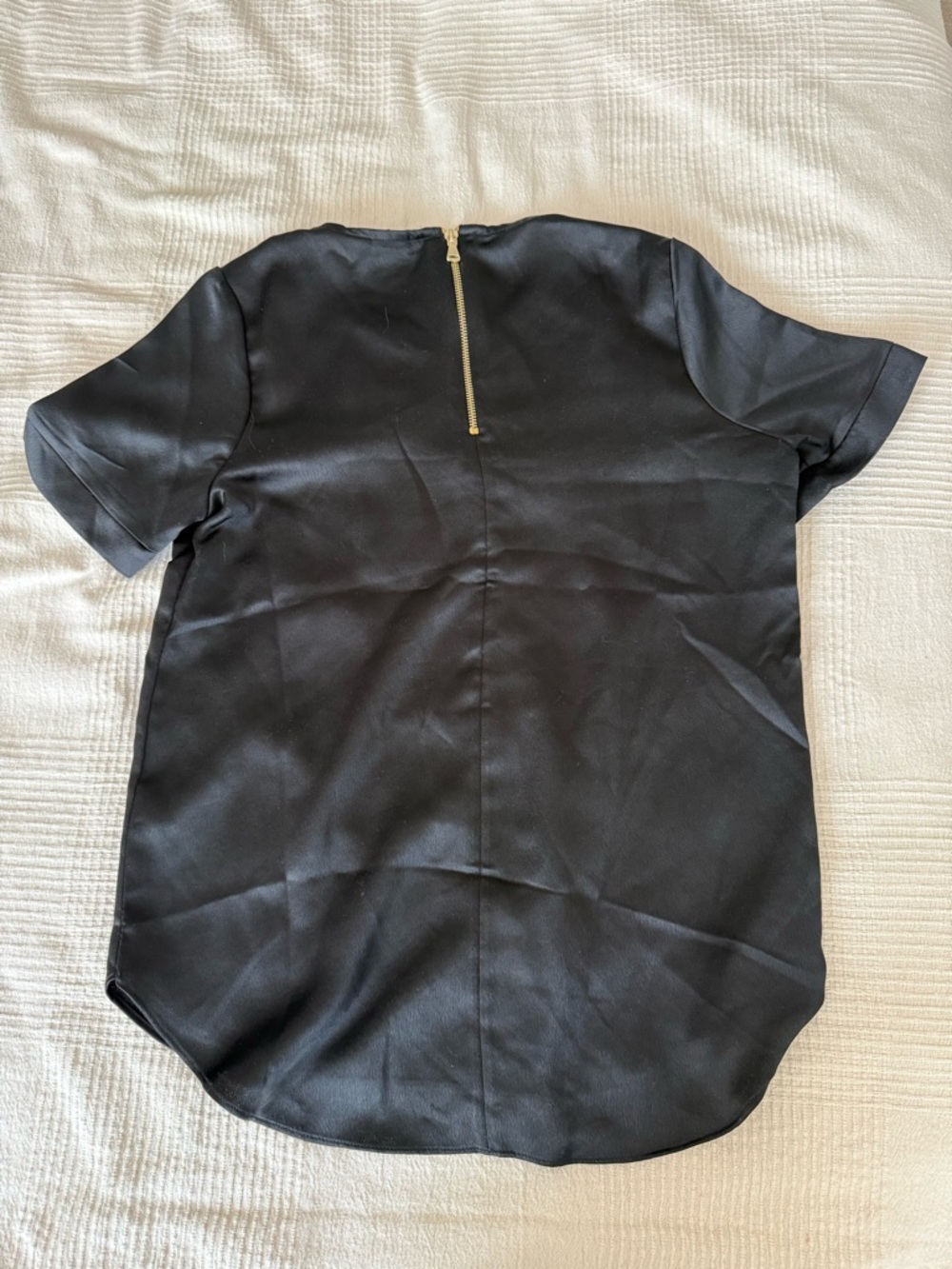 Black silk-like blouse banana republic